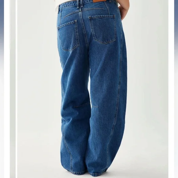 Parke The Horseshoe Jeans in Medium Wash - Picture 5 of 11